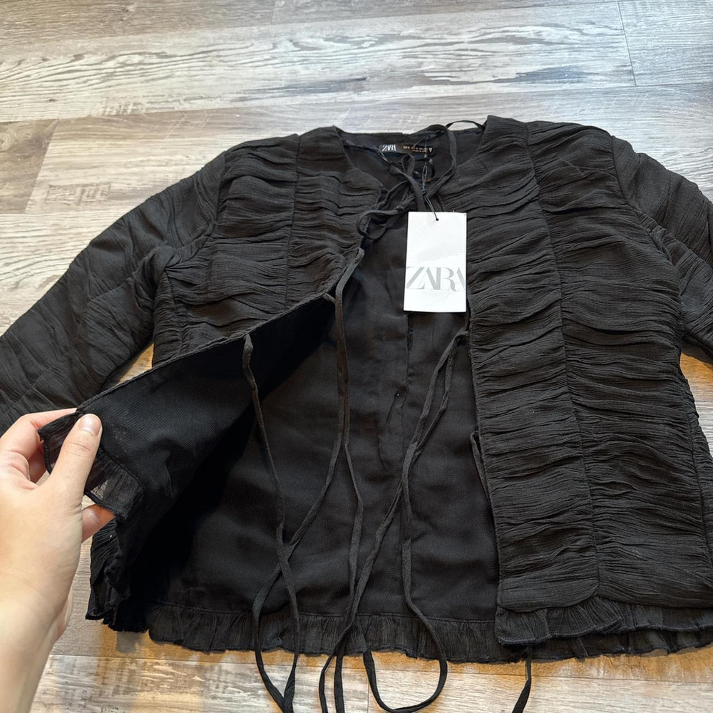 blouses - Picture 6 of 8